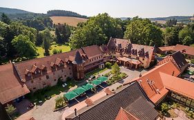 Schlosshotel Weyberhöfe